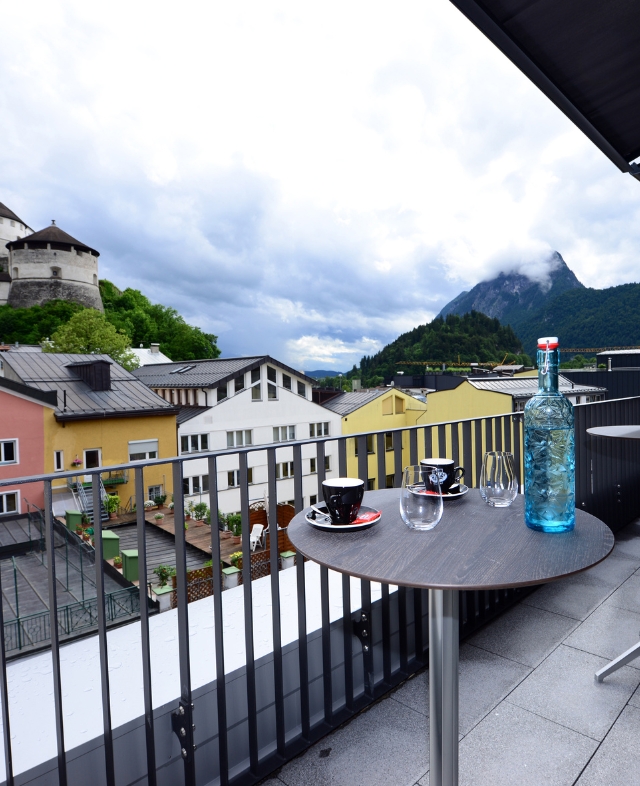 Ausblick auf die Stadt und die Festung Kufstein von der Seminar-Pausen-Terrasse