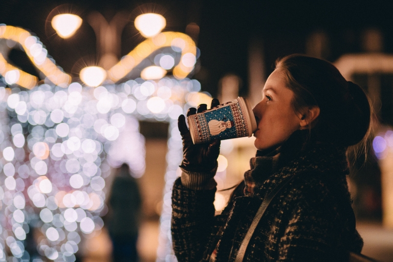 Glühwein am Adventmarkt